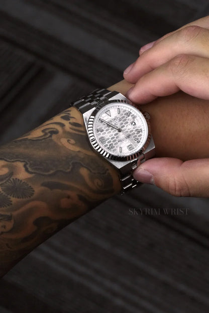 Mod Land-Dweller White