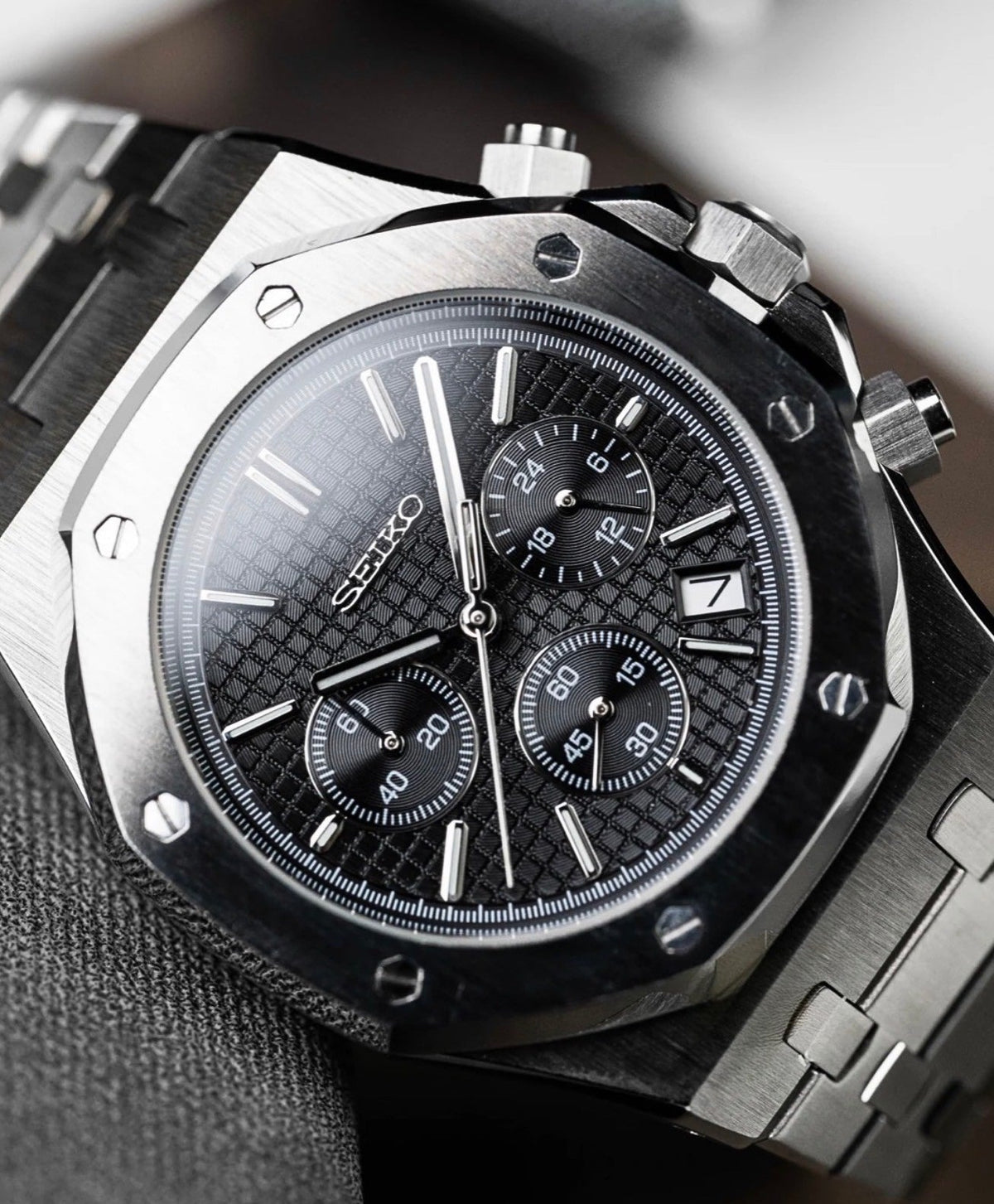 Seiko Mod Royal Oak Chrono Black
